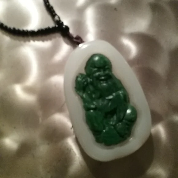 Jade carving - Picture 2 of 3